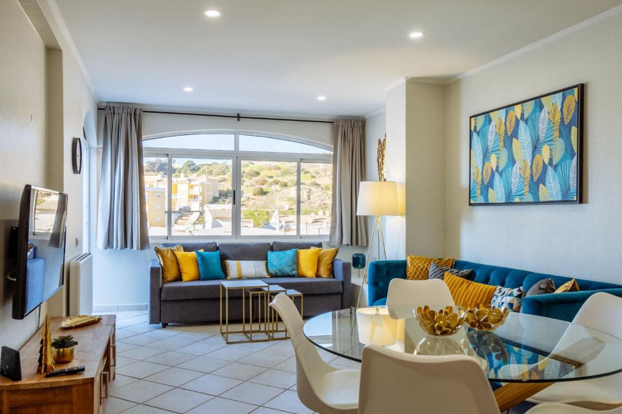 Top Renoviertes Apartment Mit Grosser Terrasse อัลบูเฟรา ภายนอก รูปภาพ